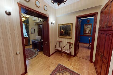 Староконюшенный переулок 19